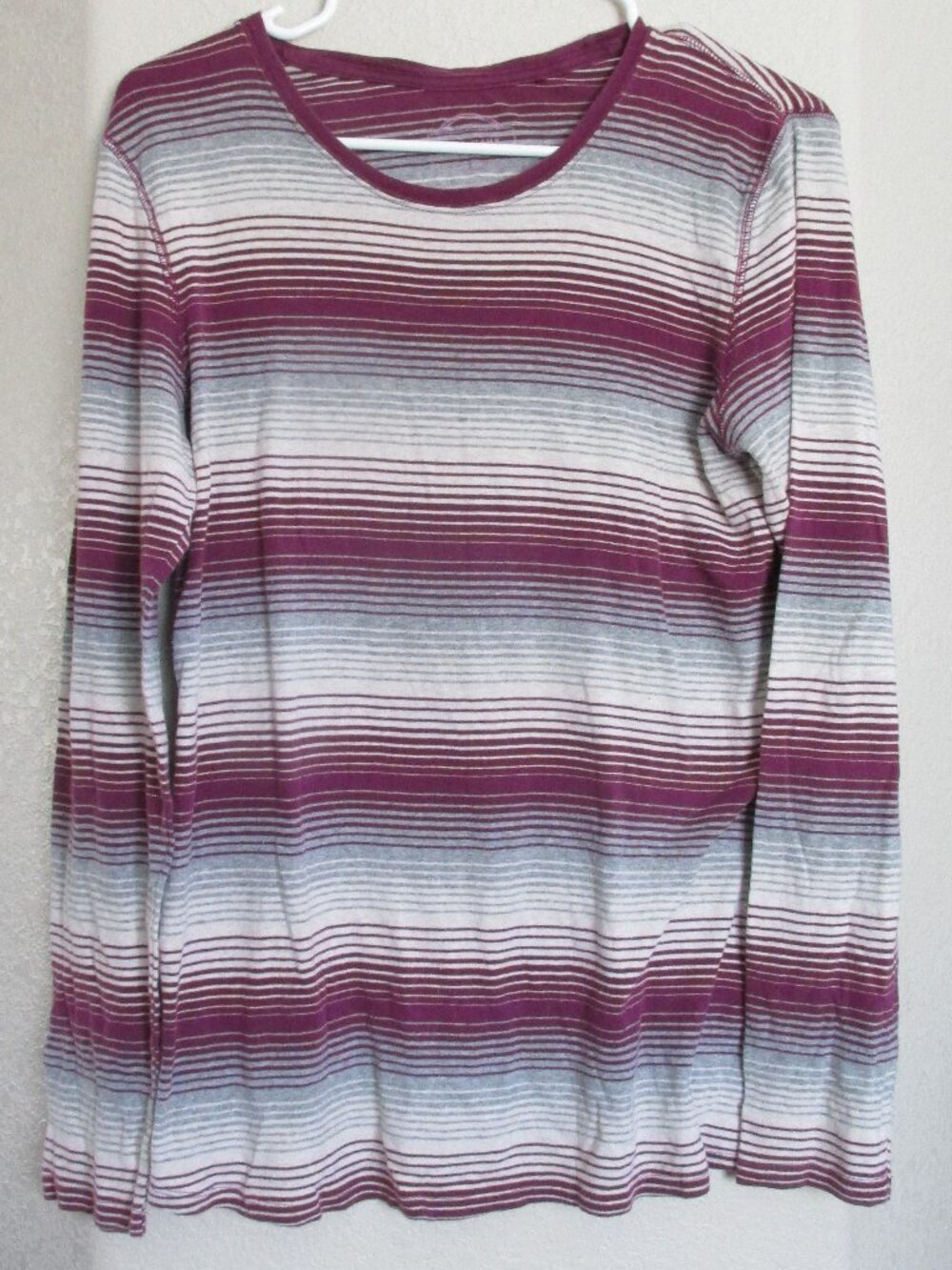 Old Navy Pullover T Shirt Womens Large Purple White Striped Long Sleeve Crew Top